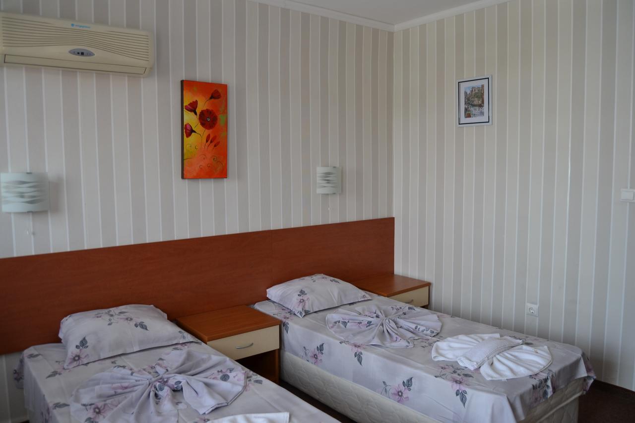 Hotel Kokiche Slantschew brjag Exterior foto