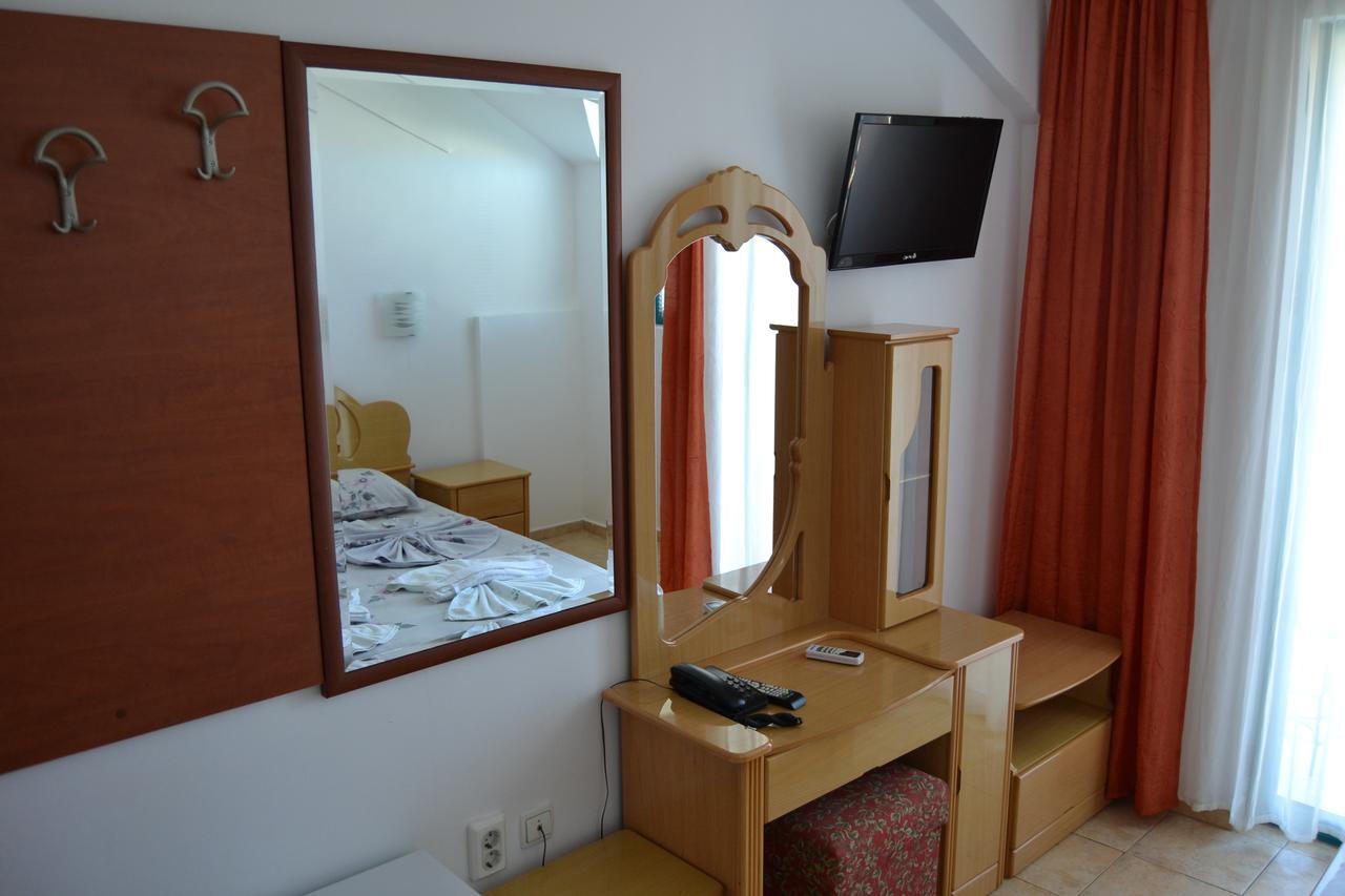 Hotel Kokiche Slantschew brjag Exterior foto